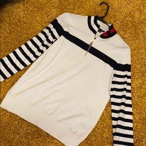 Tommy Hilfiger sweater